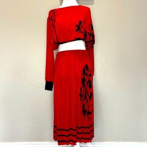 Signed Designer Red and Black Pliss Pleat Floral Skirt Set